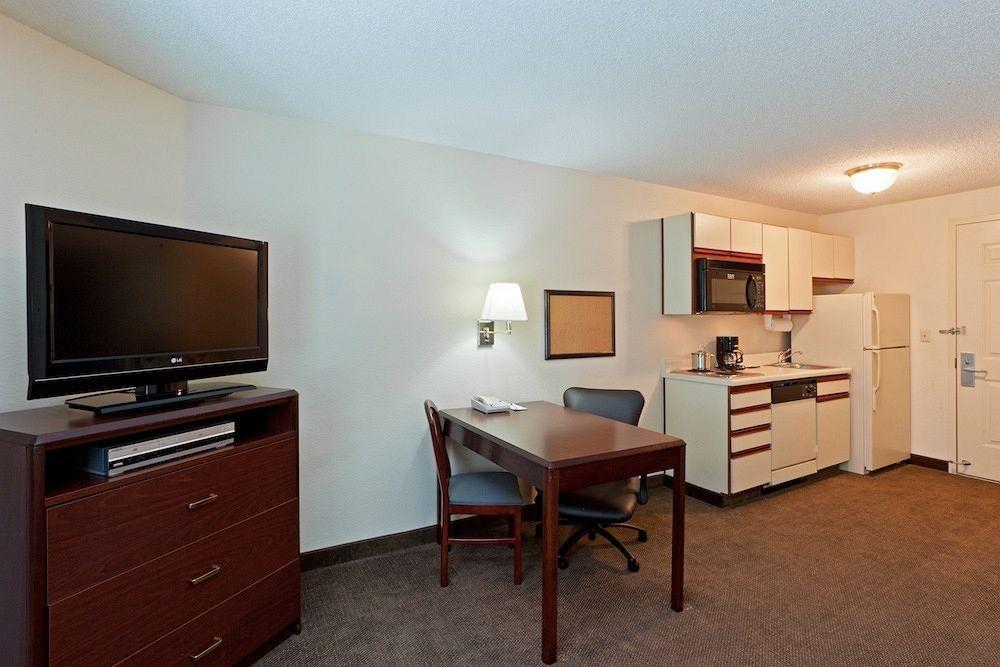 Candlewood Suites Washington-Dulles Herndon, An Ihg Hotel Room photo